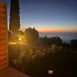 Pini, A Paradise Oasis