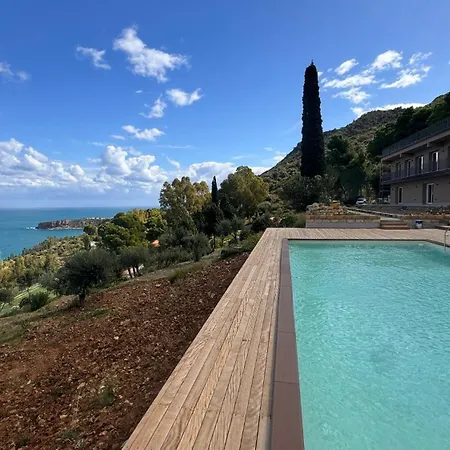 Pini, A Paradise Oasis Appartamento