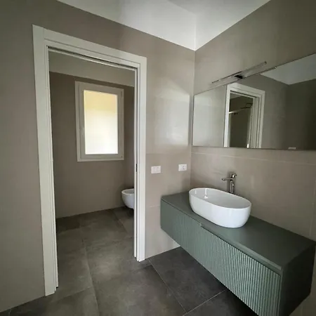 Pini, A Paradise Oasis Finale