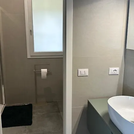 Pini, A Paradise Oasis * Finale